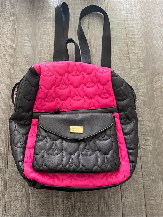 Betsey Johnson Handbags - Betsey Johnson Hot Pink and Black Quilted Backpack